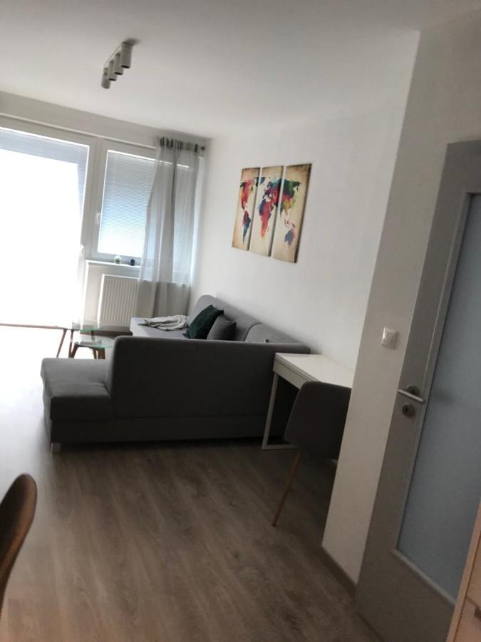 Samorin Modern Apartmens Private Parking - Air Conditioning Экстерьер фото