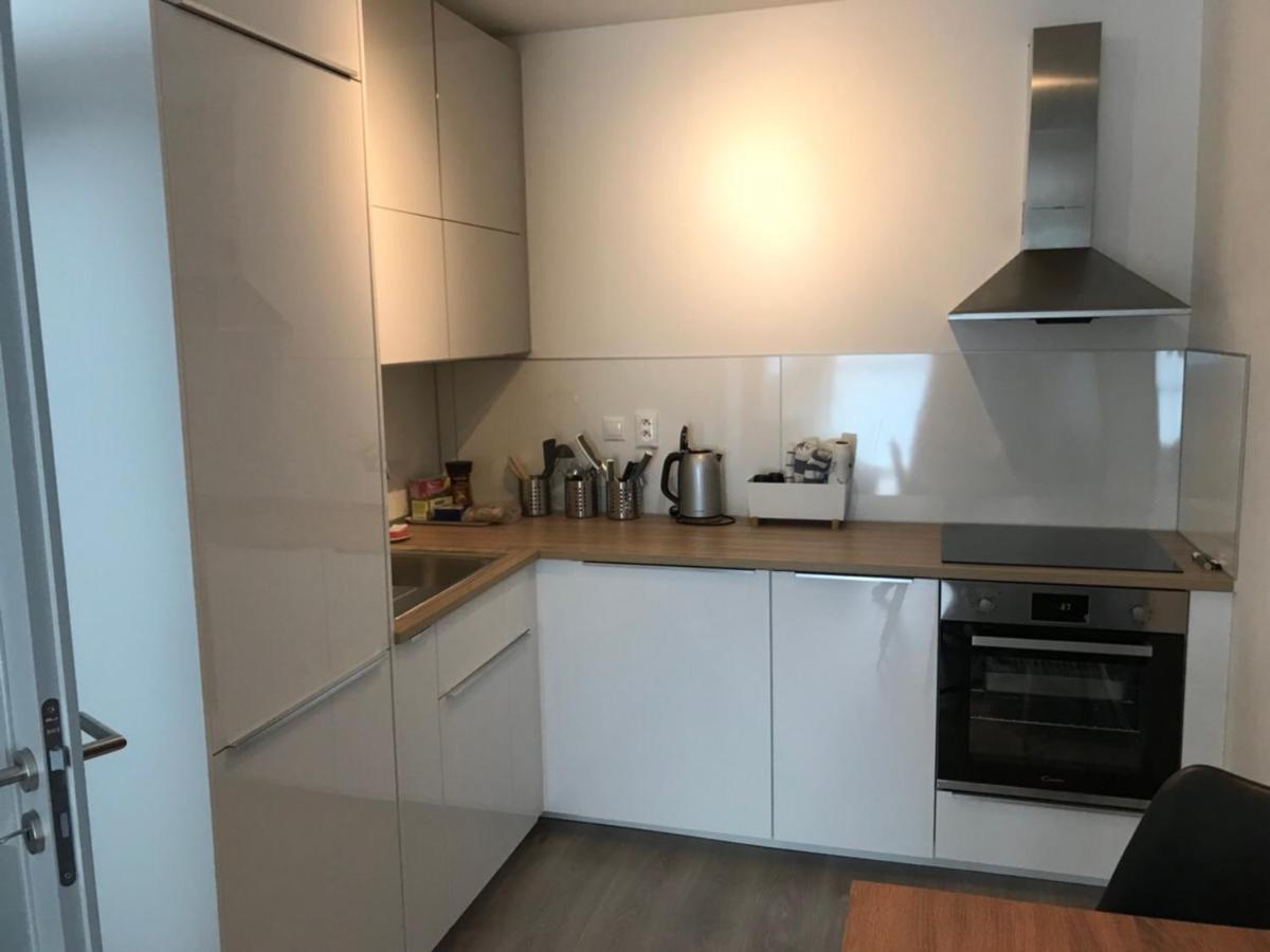 Samorin Modern Apartmens Private Parking - Air Conditioning Экстерьер фото